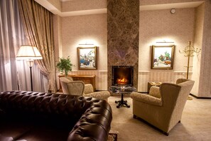 Bar (on property) - Laerton Hotel Tbilisi (Tbilisi)