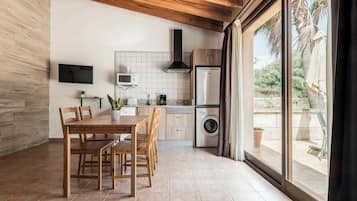 Apartment, 1 Bedroom, Terrace (Bouganville) | Private kitchen