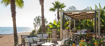 Ionion Beach Apartment Hotel