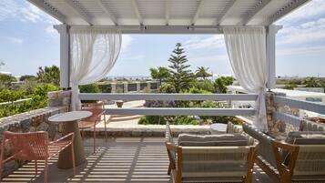 Honeymoon-Suite (with Private Outdoor Jacuzzi) | Hochwertige Bettwaren, Minibar, Zimmersafe, schallisolierte Zimmer