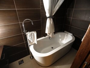 Bathroom - Customs House Country Inn (Enniskillen)