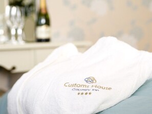 双人房或双床房, 独立浴室 (Red) | 浴室服务设施