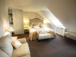Suite, baño privado (Champagne) | 1 dormitorio y wifi gratis