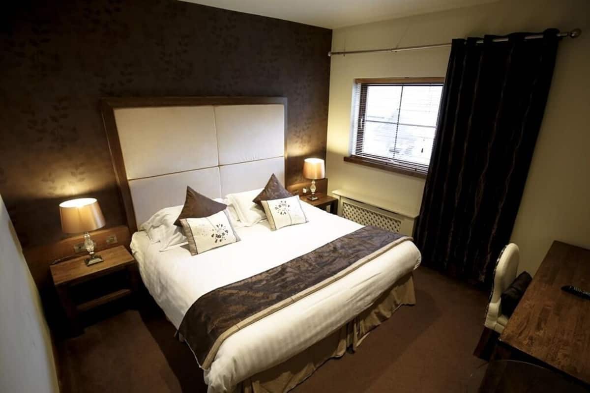 Double or Twin Room, Ensuite (Chocolate) | 1 bedroom, WiFi (free)