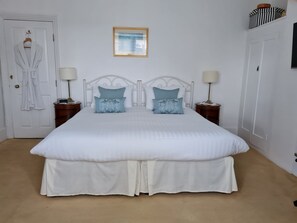 双人房或双床房, 私人浴室 (Room 1) | WiFi