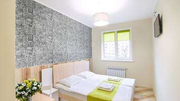 Desk, laptop workspace, iron/ironing board, free WiFi