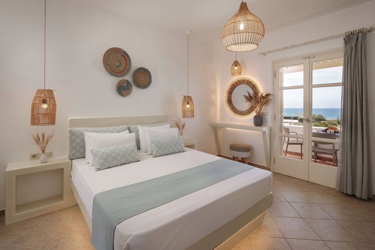 Studio Suite Panorama, pemandangan laut, menghadap laut | 1 kamar tidur, seprai katun Mesir, seprai premium, dan brankas