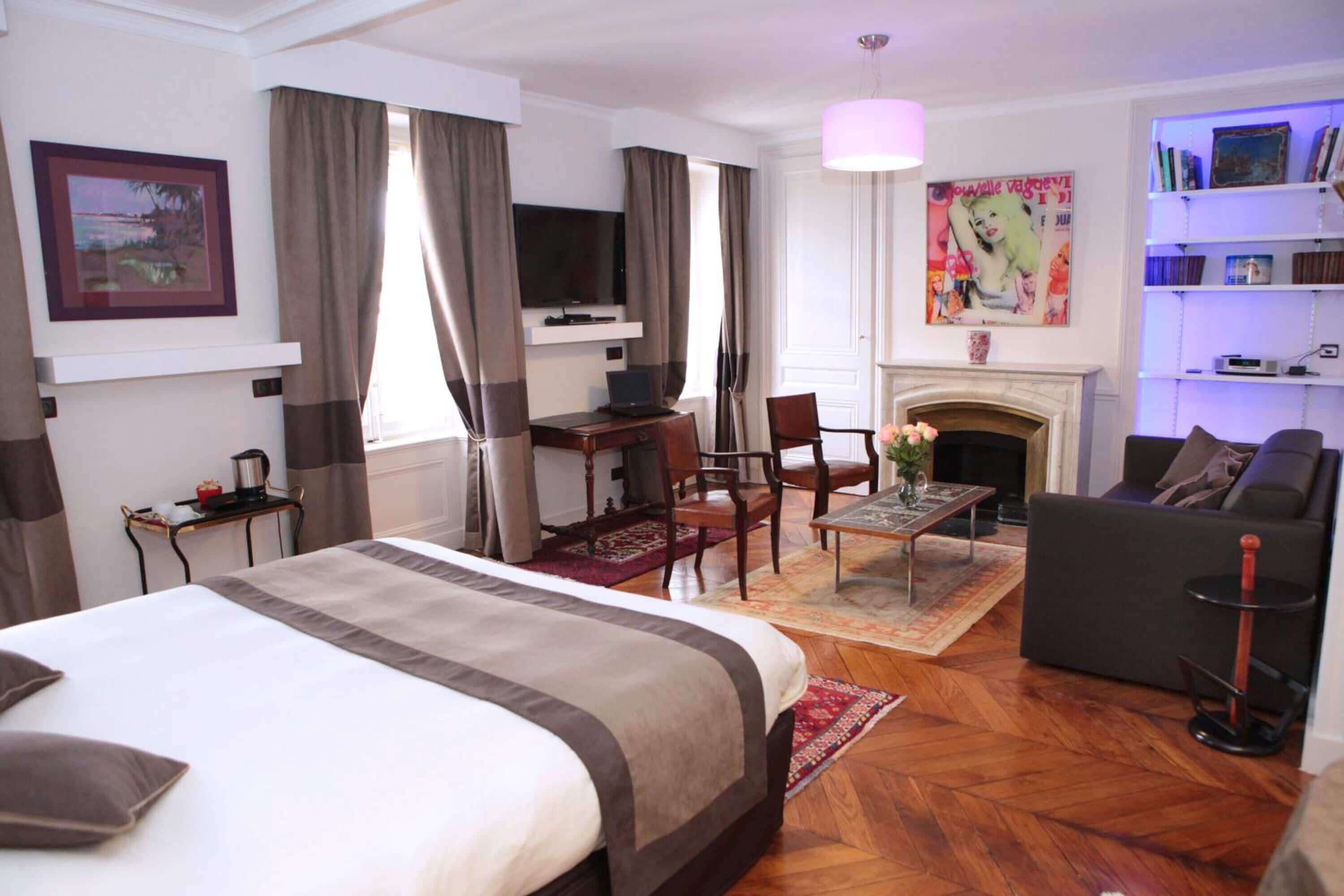 In-room safe, desk, blackout curtains, free WiFi