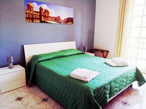 Minibar, in-room safe, desk, soundproofing