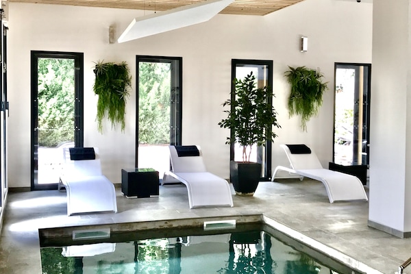 Espace de soins pour les couples, sauna, bain à remous, hammam, hammam