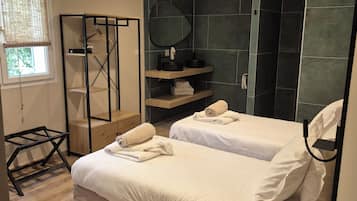 Apartment, 3 Schlafzimmer, eigenes Bad (Anais) | 1 Schlafzimmer, hochwertige Bettwaren, Zimmersafe, individuell dekoriert