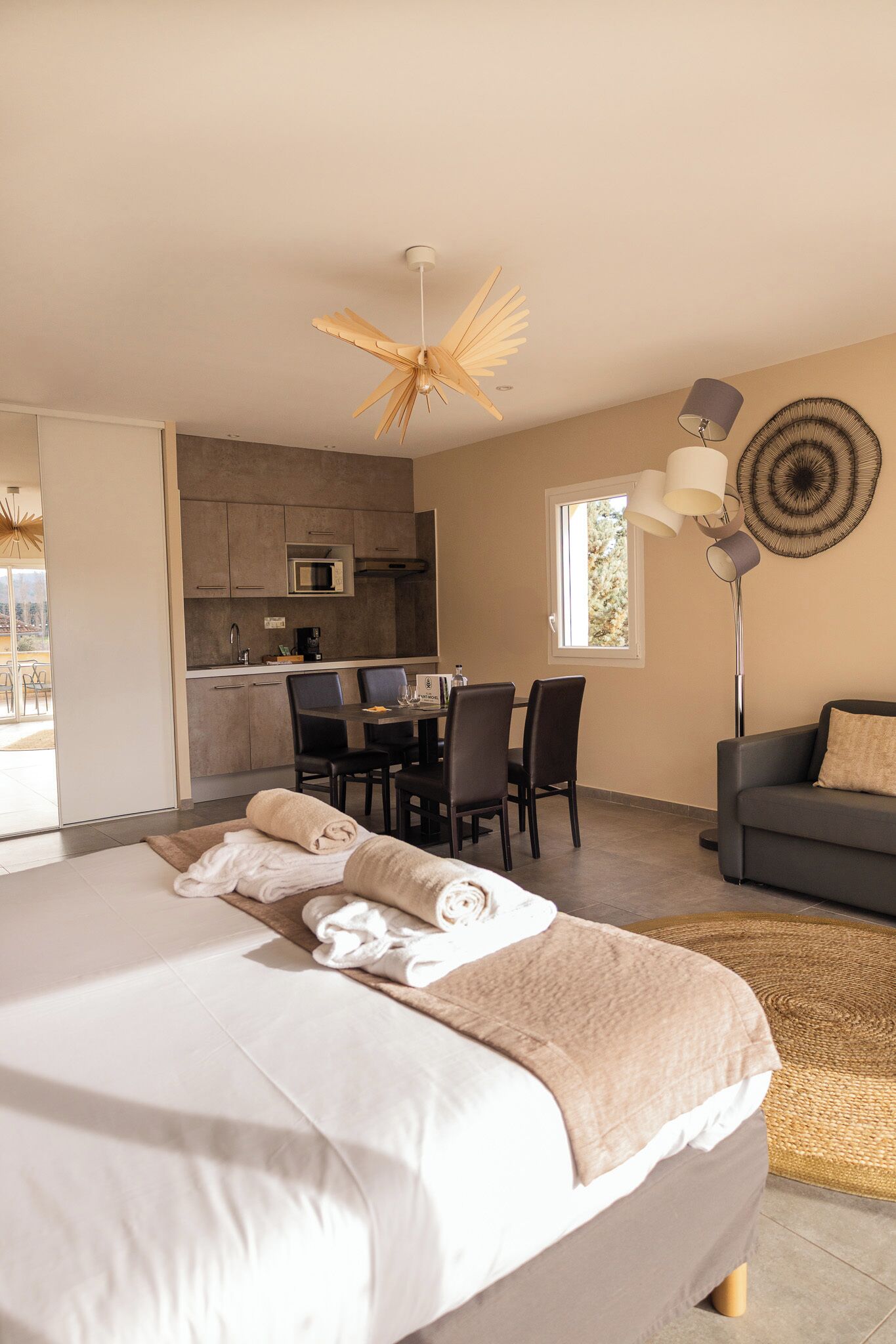 Literie de qualité supérieure, coffres-forts dans les chambres