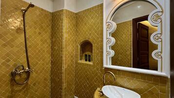 Chambre Double Supérieure, salle de bains privée (Tiznit ) | Salle de bain