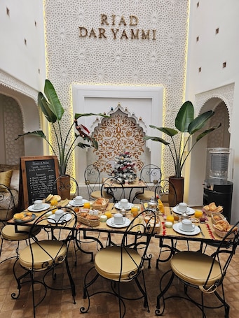 Desayuno completo incluido todos los días