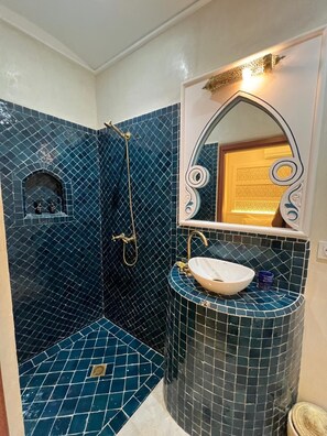 浴室