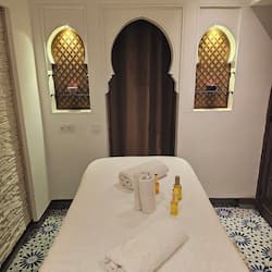 Body treatments, deep-tissue massages, sports massages, body wraps