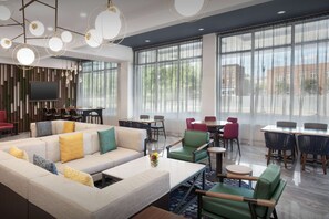 Lobby - Hampton Inn Huntsville/Village of Providence (Huntsville)
