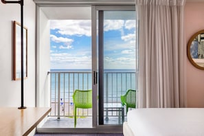 Beach/ocean view - Plunge Beach Resort (Lauderdale-by-the-Sea)