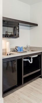 Private kitchenette at Plunge Beach Resort