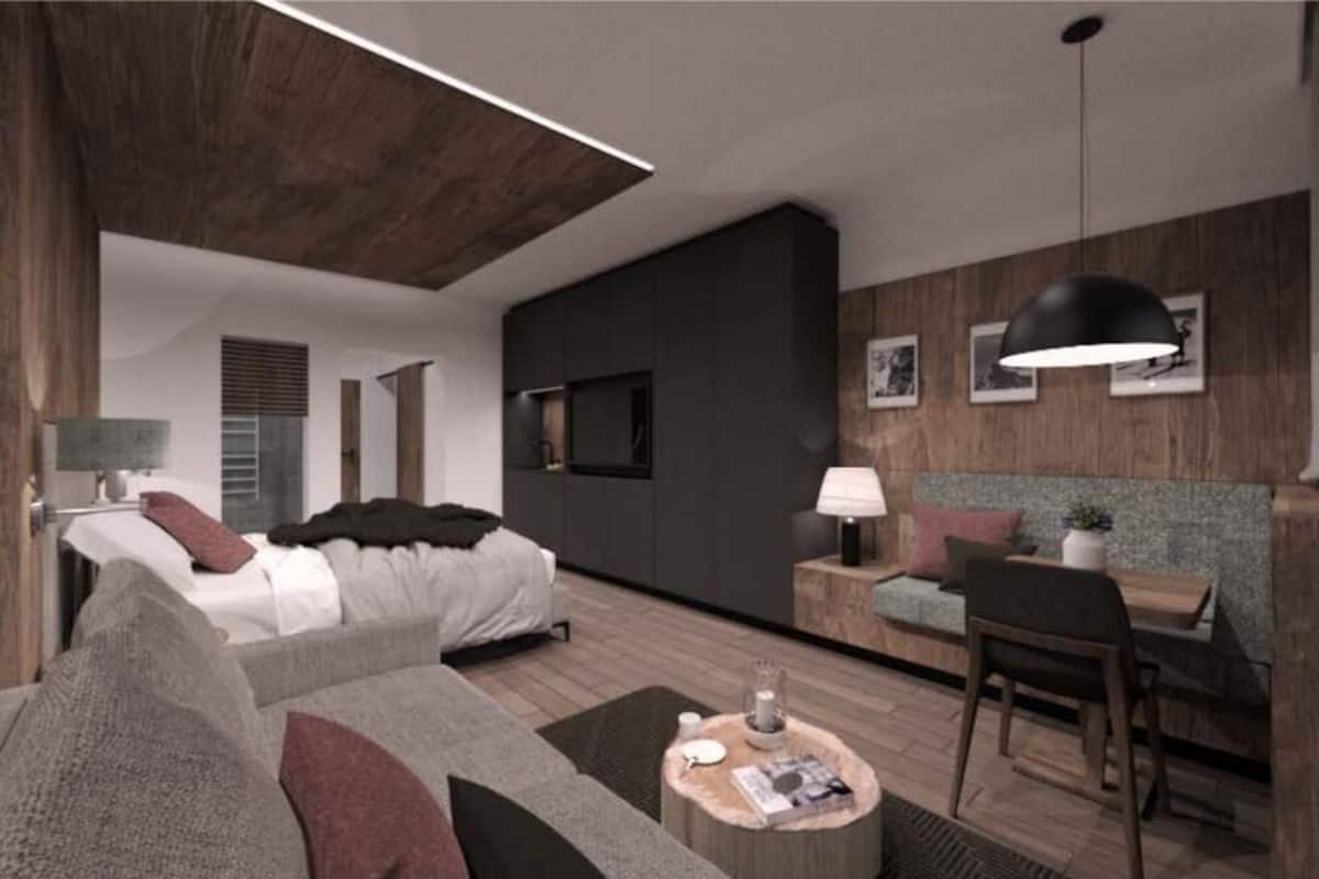 studio | in-room safe, blackout curtains, free wifi, bed sheets