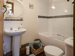 Cottage, 1 Bedroom, Private Bathroom (Cottage 2) | Bathroom