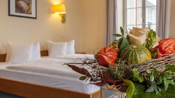 SÀngtillbehör av högsta kvalitet och minibar