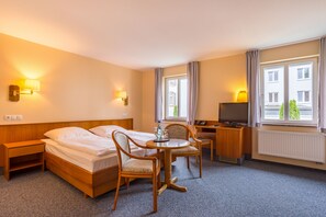 Premium bedding, minibar, in-room safe, desk - Kurhaushotel Bad Salzhausen (Nidda)