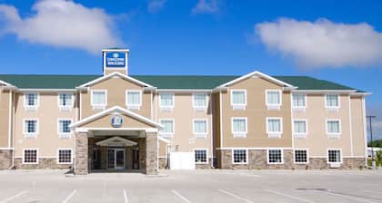 Cobblestone Hotel & Suites – Devils Lake