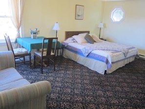 Free WiFi, bed sheets