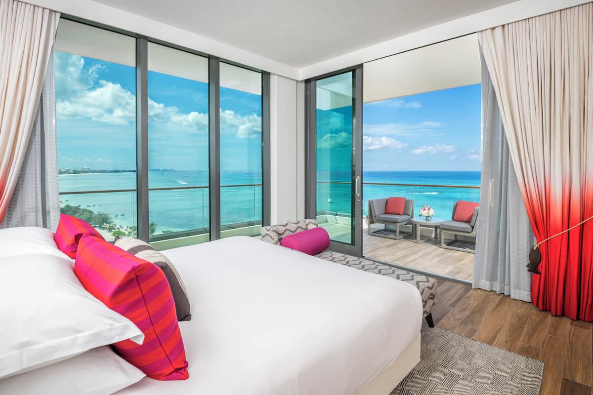 Suite, 1 Bedroom, Oceanfront | 1 bedroom, minibar, in-room safe, desk