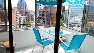 Apartamento Premium, 1 habitación, vistas a la ciudad, en esquina | Terraza o patio