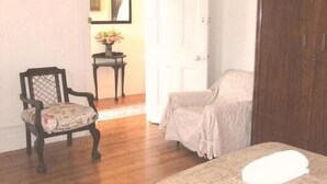 Unclassified image, 3 of 4, button - Pastel Guest House (Durban)