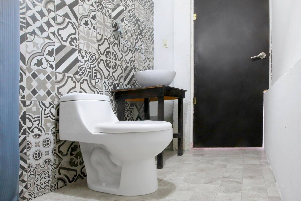 Superior-Zimmer | Badezimmer | Dusche, kostenlose Toilettenartikel, Haartrockner, Handtücher