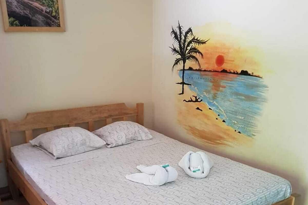 Chambre Double, 1 grand lit, accessible aux personnes à mobilité réduite