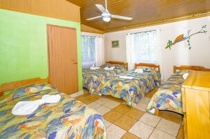 Family Room | Free WiFi, bed sheets