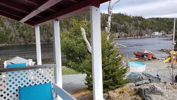 Cabin, 1 Queen Bed with Sofa bed, Kitchenette (Cabin 5,7) | Terrace/patio