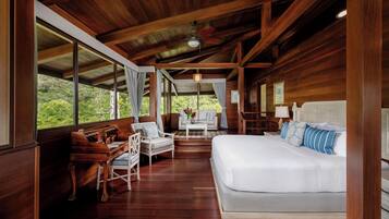 Deluxe Panoramic Ocean View | Premium bedding, in-room safe, individually decorated