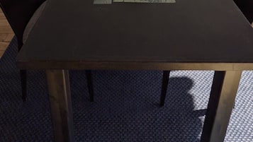 Kühlschrank, Mikrowelle