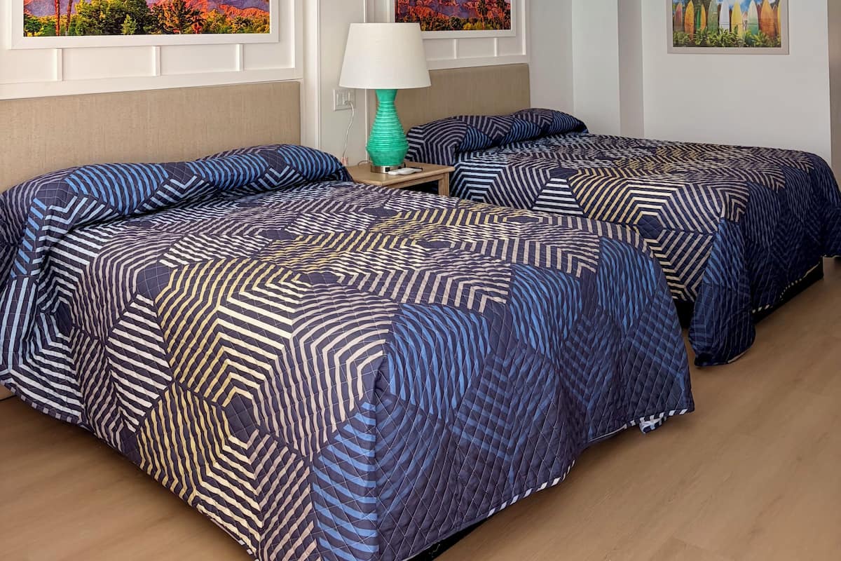 Deluxe-Vierbettzimmer, 2 Queen-Betten, Kochnische, Annex