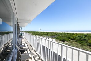 Terrace/patio - Olympic Island Beach Resort (Wildwood Crest)