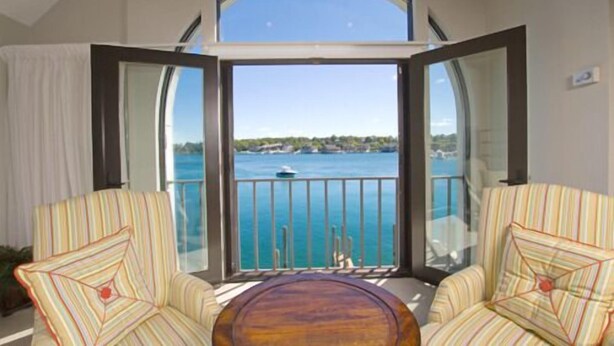View from room - Edgewater Inn- Charlevoix (Charlevoix)