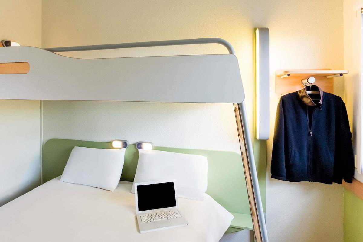 Chambre Triple, plusieurs lits