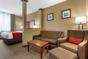 Suite, 1 King Bed with Sofa bed, Non Smoking (2 Person Sofa Bed) | Desk, bed sheets - Comfort Inn & Suites Near Mt. Rushmore (Hill City)