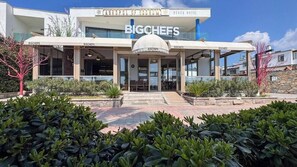 Exterior detail - Acropol of Bodrum Beach Hotel (Bodrum)