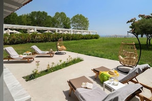 شرفة/رواق