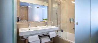 Isabella Island Resort Valamar Collection 4