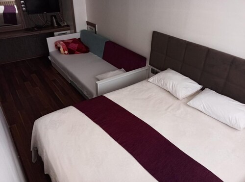 Garra Hotels