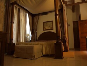 Room - Señorio de Olmillos (Sasamon)