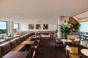 Restaurant - Kensington Resort Jeju Jungmun (Seogwipo)