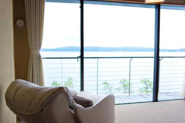 49-inch plasma TV with satellite channels, TV